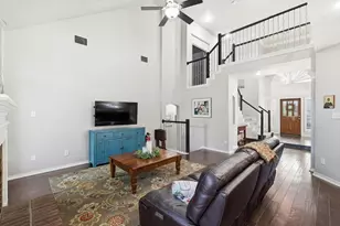 943 Kingwood Cir, Highland Village, TX 75077 - Photo 10