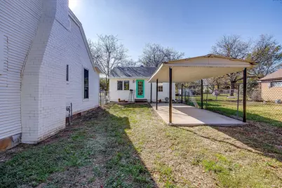 619 W Live Oak Street, Jacksboro, TX 76458 - Photo 32