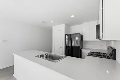 3900 Pontchartrain Parkway, Sherman, TX 75090 - Photo 8