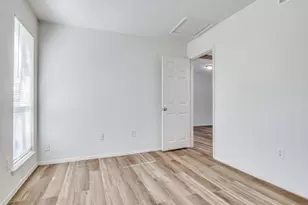 6050 Melody Ln, Dallas, TX 75231 - Photo 16