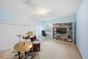 2333 Avalon Creek Way, McKinney, TX 75071 - Photo 22