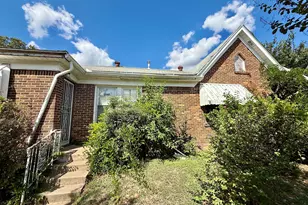 2946 Lipscomb St, Fort Worth, TX 76110 - Photo 4