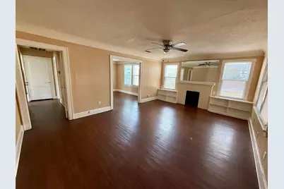 2946 Lipscomb Street, Fort Worth, TX 76110 - Photo 12