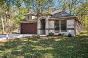 208 Driftwood Dr, Trinidad, TX 75163 - Photo 2