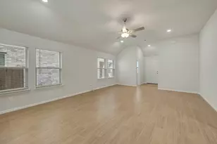 734 Gentle Bird Dr, Lavon, TX 75166 - Photo 2