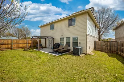 7935 Faithful Trail, Dallas, TX 75237 - Photo 32