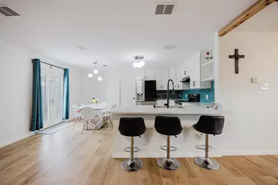 7935 Faithful Trail, Dallas, TX 75237 - Photo 8