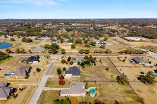 109 Silver Rose Blvd, Burleson, TX 76028 - Photo 30