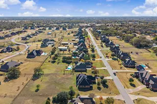 109 Silver Rose Blvd, Burleson, TX 76028 - Photo 26