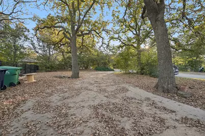 1202 Hopkins Drive, Denton, TX 76205 - Photo 40
