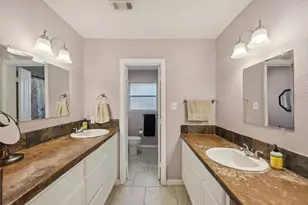 1202 Hopkins Dr, Denton, TX 76205 - Photo 30