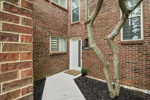 1916 Shorewood Dr, Grapevine, TX 76051 - Photo 4