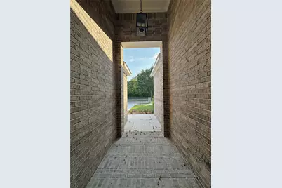 123 Bradshaw, Waxahachie, TX 75165 - Photo 2