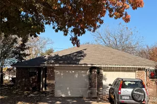 1412 Briar Cir, Crowley, TX 76036 - Photo 1