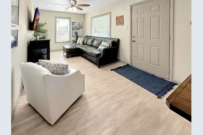 6601 Six J Court, Granbury, TX 76049 - Photo 4