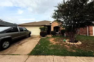 5832 World Champion Ct, Fort Worth, TX 76179 - Photo 2