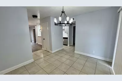 5616 Boca Raton Boulevard #238, Fort Worth, TX 76112 - Photo 4