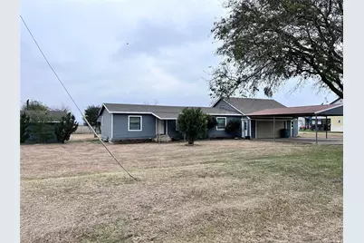 511 E 7th Street, McGregor, TX 76657 - Photo 2