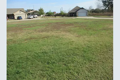 207 Mill Street, Emory, TX 75440 - Photo 8