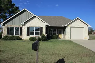 207 Mill St, Emory, TX 75440 - Photo 1