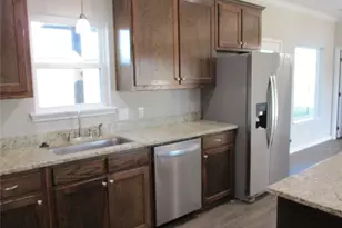 207 Mill St, Emory, TX 75440 - Photo 16