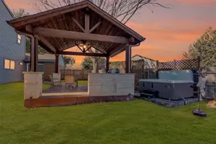 5416 Colonial Ct, Flower Mound, TX 75028 - Photo 2