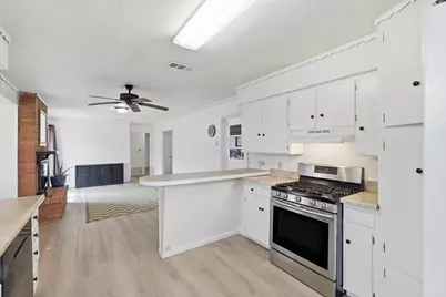 612 N 10th Street, Sanger, TX 76266 - Photo 18