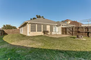 1220 Shady Elm Ln, Lewisville, TX 75067 - Photo 14