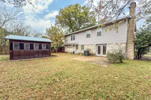 8636 Strathmore Dr, Dallas, TX 75238 - Photo 28