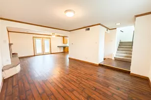 8636 Strathmore Dr, Dallas, TX 75238 - Photo 4