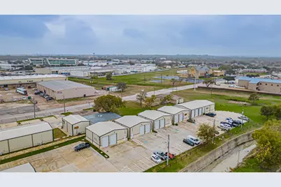 132 N Grants Lane, White Settlement, TX 76108 - Photo 2