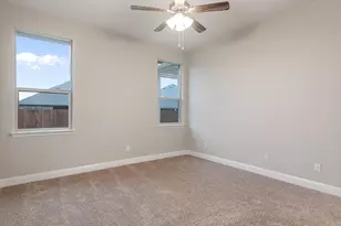 10384 Sarasota St, Grand Prairie, TX 76065 - Photo 16