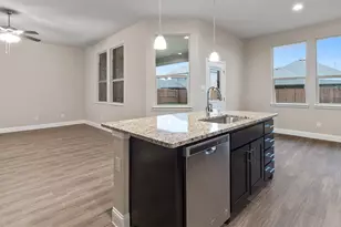 10384 Sarasota St, Grand Prairie, TX 76065 - Photo 6