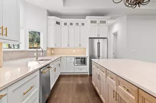 3801 Berry Hill Ct, Double Oak, TX 75028 - Photo 12