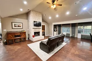 420 Sessums Rd, Springtown, TX 76082 - Photo 8