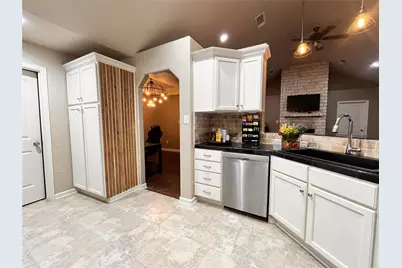 420 Sessums Road, Springtown, TX 76082 - Photo 18