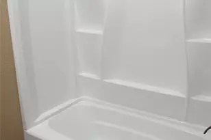 602 S Aquilla St, Itasca, TX 76055 - Photo 14