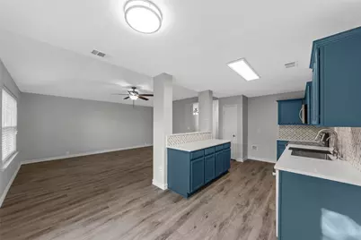 2404 Breanna Way, Little Elm, TX 75068 - Photo 10