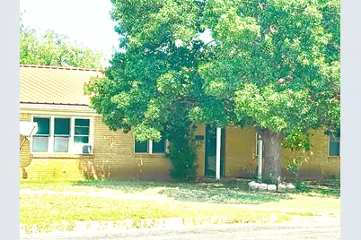 1326 E Texas Street, Vernon, TX 76384 - Photo 4