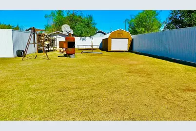 1326 E Texas Street, Vernon, TX 76384 - Photo 22