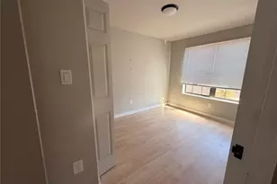 1115 S Glasgow Dr, Dallas, TX 75223 - Photo 8