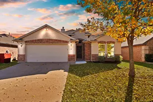 6801 Sierra Madre Dr, Fort Worth, TX 76179 - Photo 2