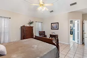 3309 Sir Stewart Cir, Grand Prairie, TX 75052 - Photo 18