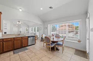 1113 King George Ln, Savannah, TX 76227 - Photo 12