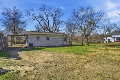 6870 Briar Road, Azle, TX 76020 - Photo 12