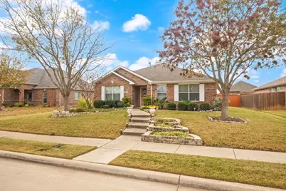 3817 Laurel Crossing Drive, Rockwall, TX 75032 - Photo 2