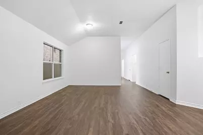 933 Paddington Drive E, Saginaw, TX 76131 - Photo 18