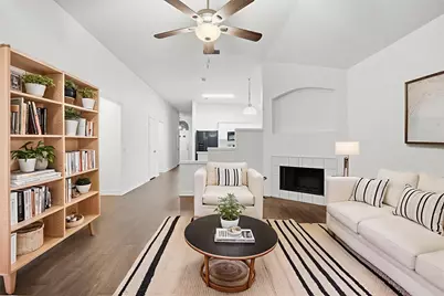 933 Paddington Drive E, Saginaw, TX 76131 - Photo 2