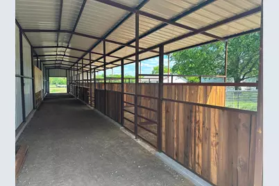 711 801C, Cleburne, TX 76031 - Photo 32