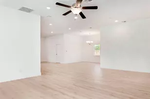 1812 Carpenter St, Bridgeport, TX 76426 - Photo 22